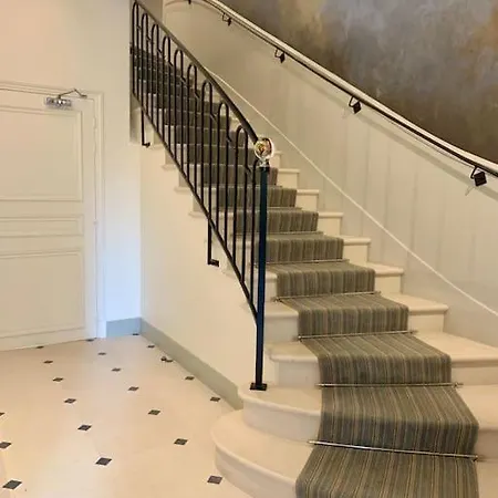 Appartement Olympic Games In Center Versailles